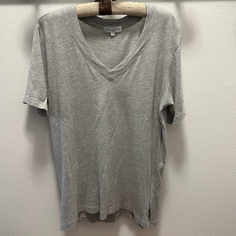 Michael stars, V neck, size small